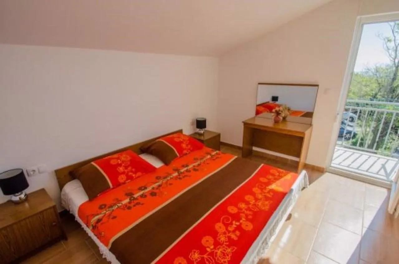 Apartment In Dramalj 41215